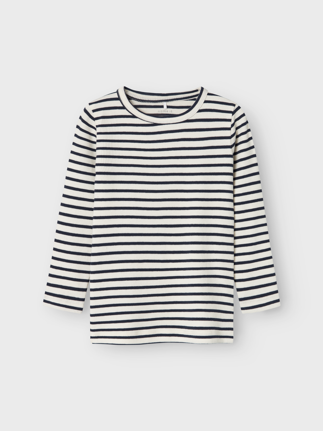 T-Shirts & Tops